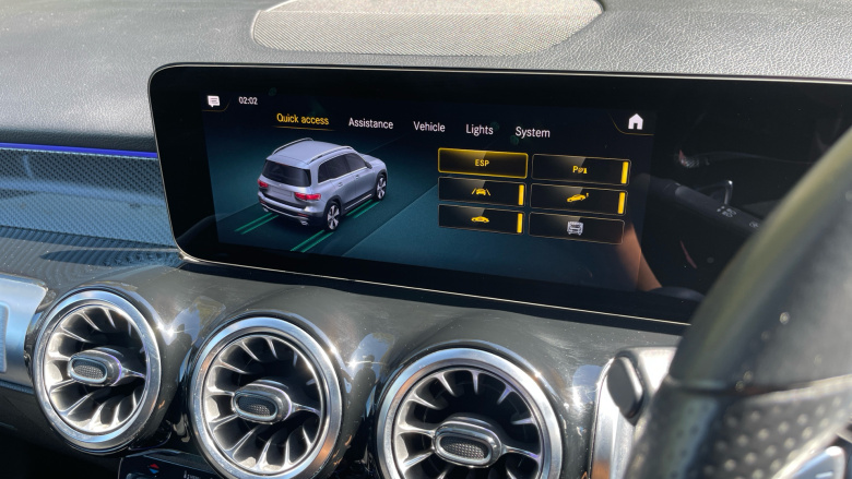 Mercedes-Benz GLB 200 AMG Line Premium 5dr 7G-Tronic Petrol Estate